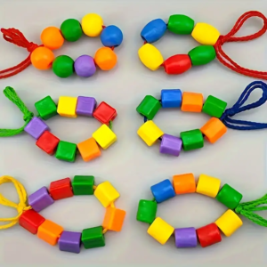 Jouet éducatif en perles à enfiler pour le développement de la motricité fine - - Ensemble pièces avec des cordes à lacer, 20 pieces