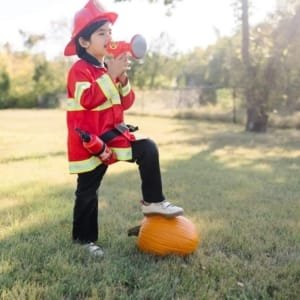 Déguisement Pompier, Costume pour filles et garçons avec accessoires.