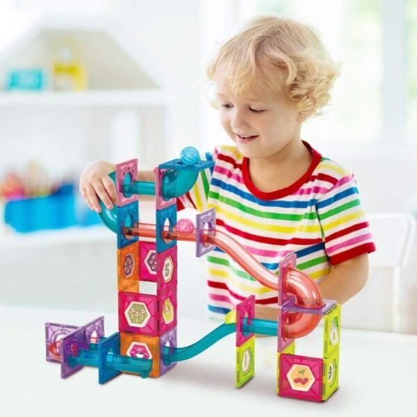 kit de construction avec pièces de construction magnétiques montessori 37 PCS