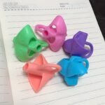 5pcs Étudiant Grip Pen Correcteur Set  Élèves de l'école primaire Écriture Correcteur – Image 11