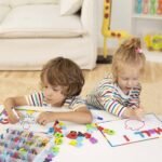 Kit ABC Lettres et Chiffres 253 pièces magnétiques avec Tableau magnétique double face et rangement – Image 13