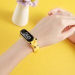 Montre-bracelet étanche Pokémon Pikachu pour enfants – Image 2