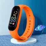 1pc Montre intelligente pour enfants avec écran LED, série de couleurs bonbons mignonne, – Image 7