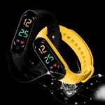 1pc Montre intelligente pour enfants avec écran LED, série de couleurs bonbons mignonne, – Image 4