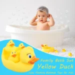 Jouet de bain en forme de canard jaune avec visage mignon pour enfant et bébé, accessoire en caoutchouc à presser pour la douche et la plage – Image 3