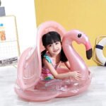 Bouée Siège Bébé Flamant Rose avec Auvent et Paillettes – 6M+ – Image 4