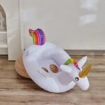 Bouée Siège Enfant Licorne Arc-en-Ciel avec Poignée – 2A+ – Image 2